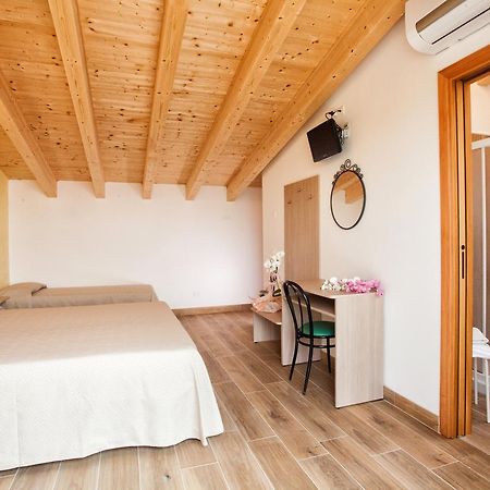 Albergo Paris سوتّومارينا المظهر الخارجي الصورة