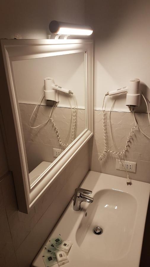 Albergo Paris سوتّومارينا المظهر الخارجي الصورة