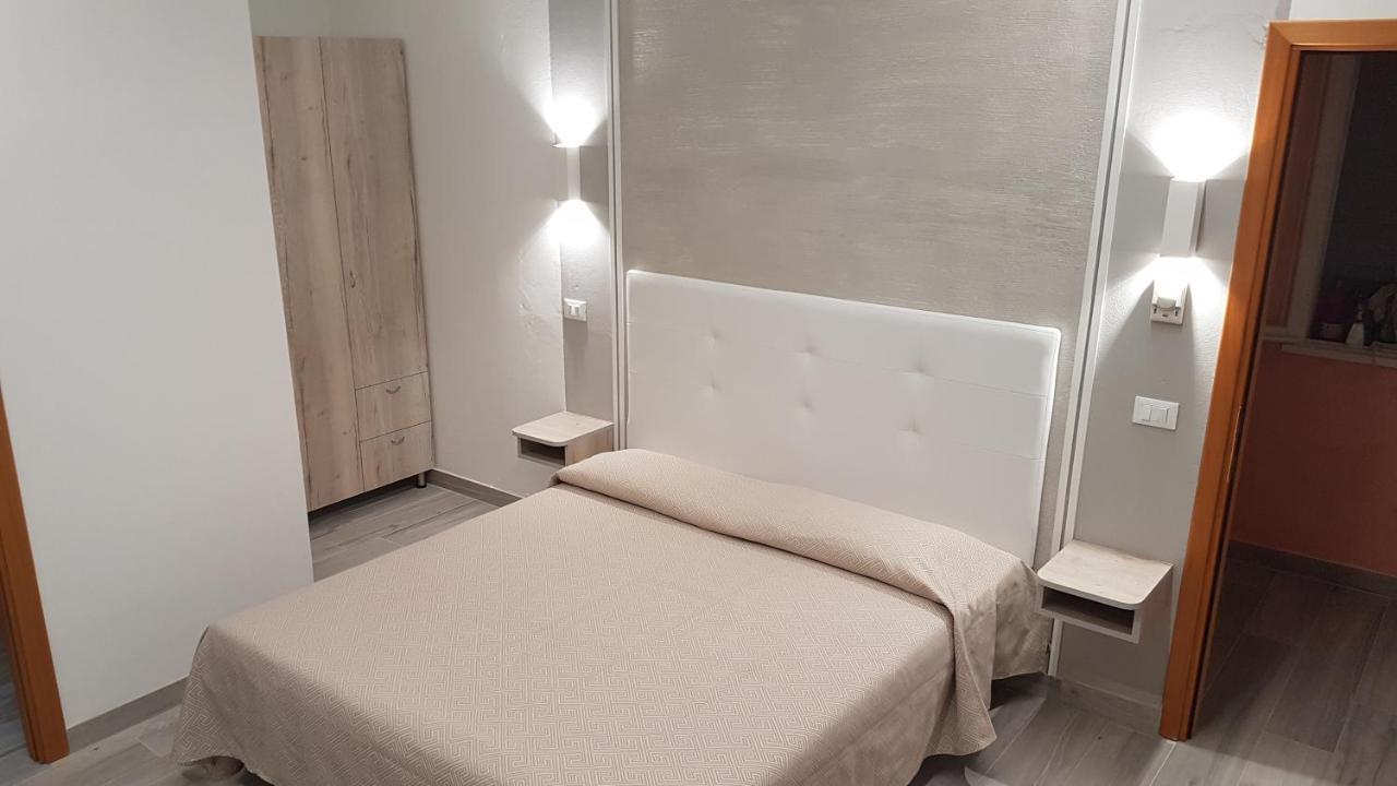 Albergo Paris سوتّومارينا المظهر الخارجي الصورة