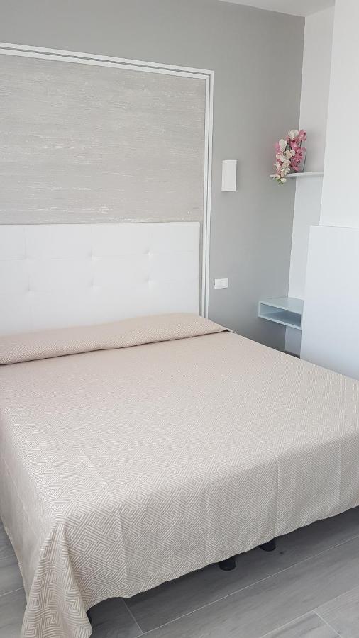 Albergo Paris سوتّومارينا المظهر الخارجي الصورة