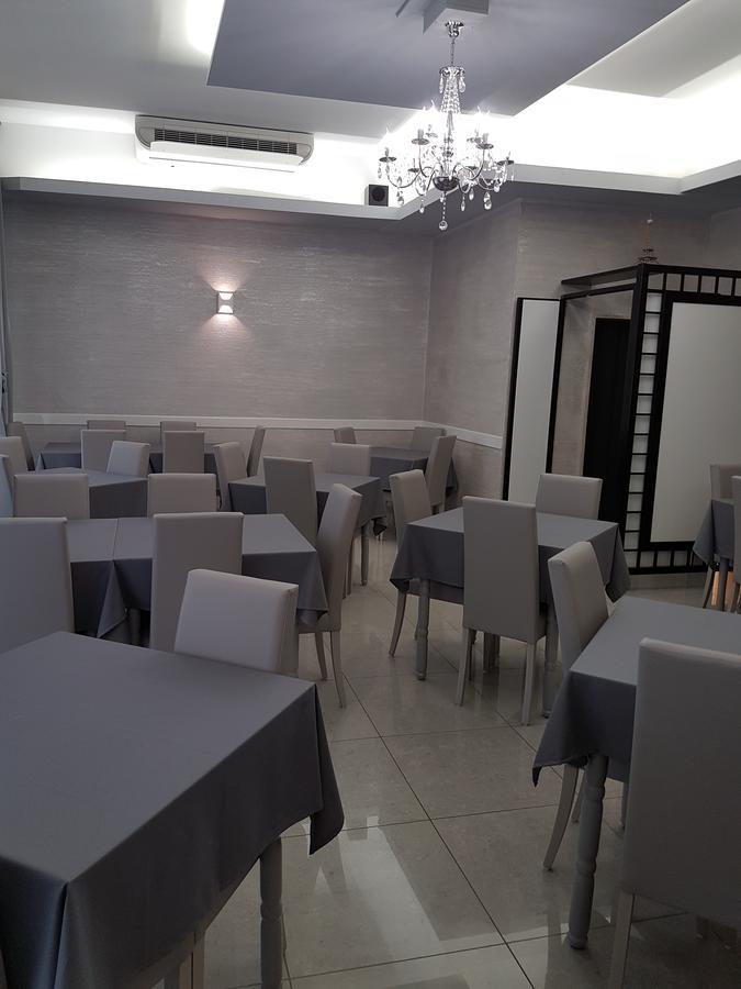 Albergo Paris سوتّومارينا المظهر الخارجي الصورة