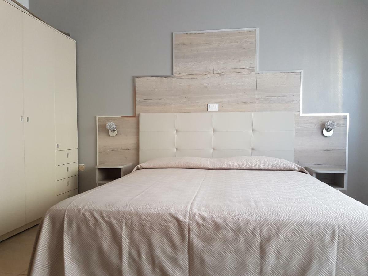 Albergo Paris سوتّومارينا المظهر الخارجي الصورة