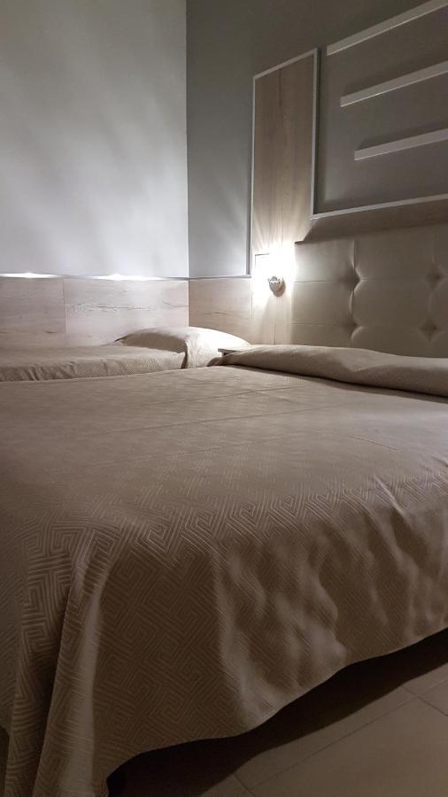 Albergo Paris سوتّومارينا المظهر الخارجي الصورة
